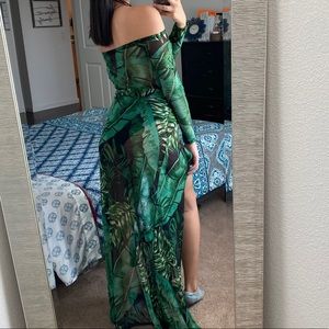 DRESS FOR THE TROPICS